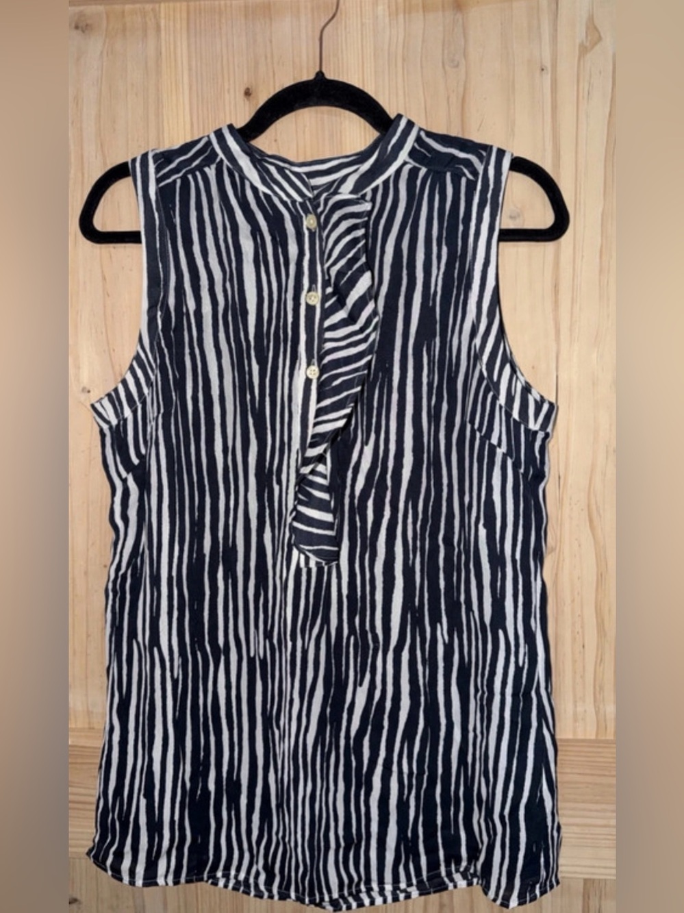 Banana Republic Navy and White Sleeveless Ruffle-Front Camisole